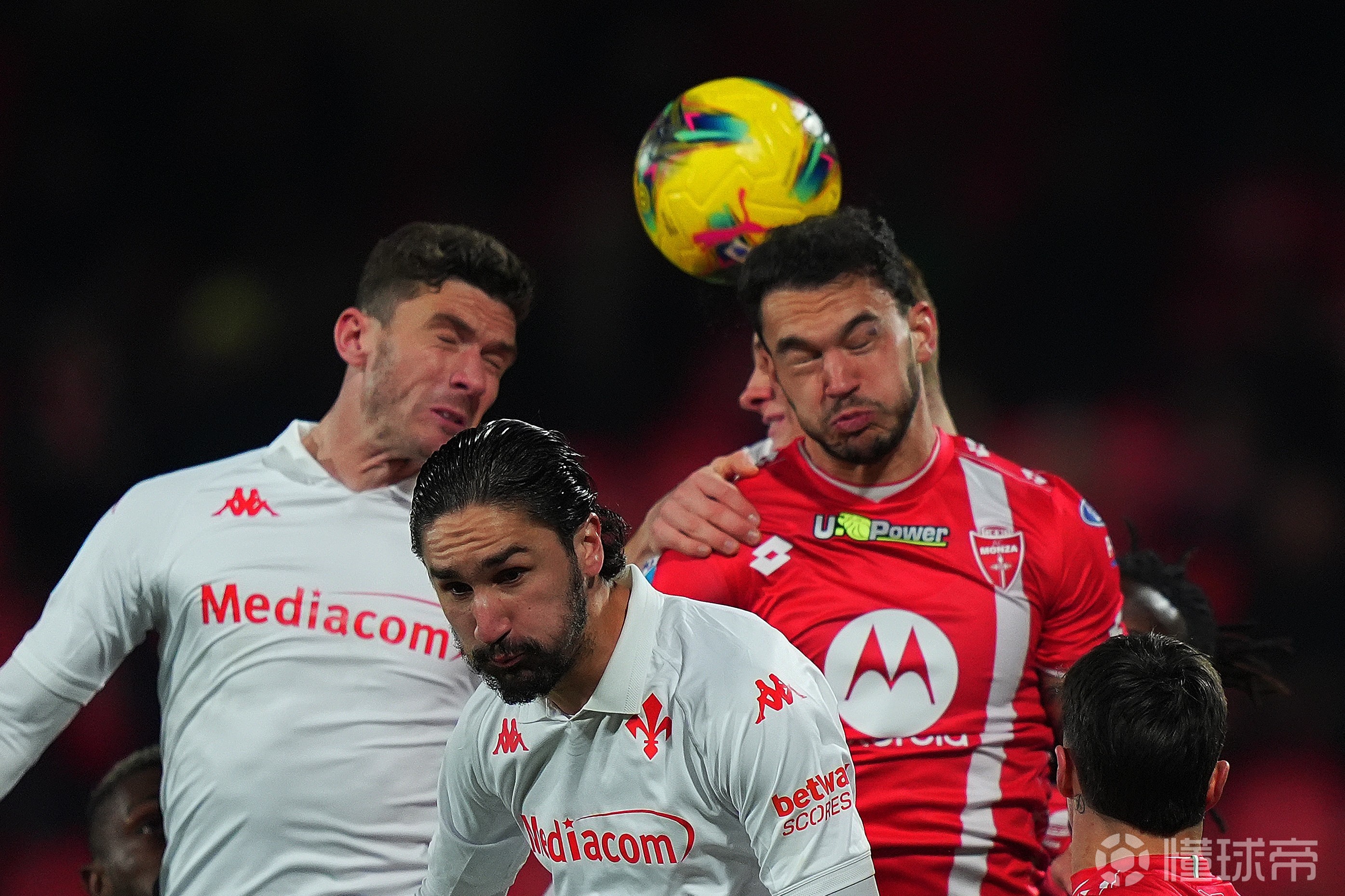 关于佛罗伦萨连续失分,球员积极训练备战的信息 关于佛罗伦萨连续失分,球员积极训练备战的信息