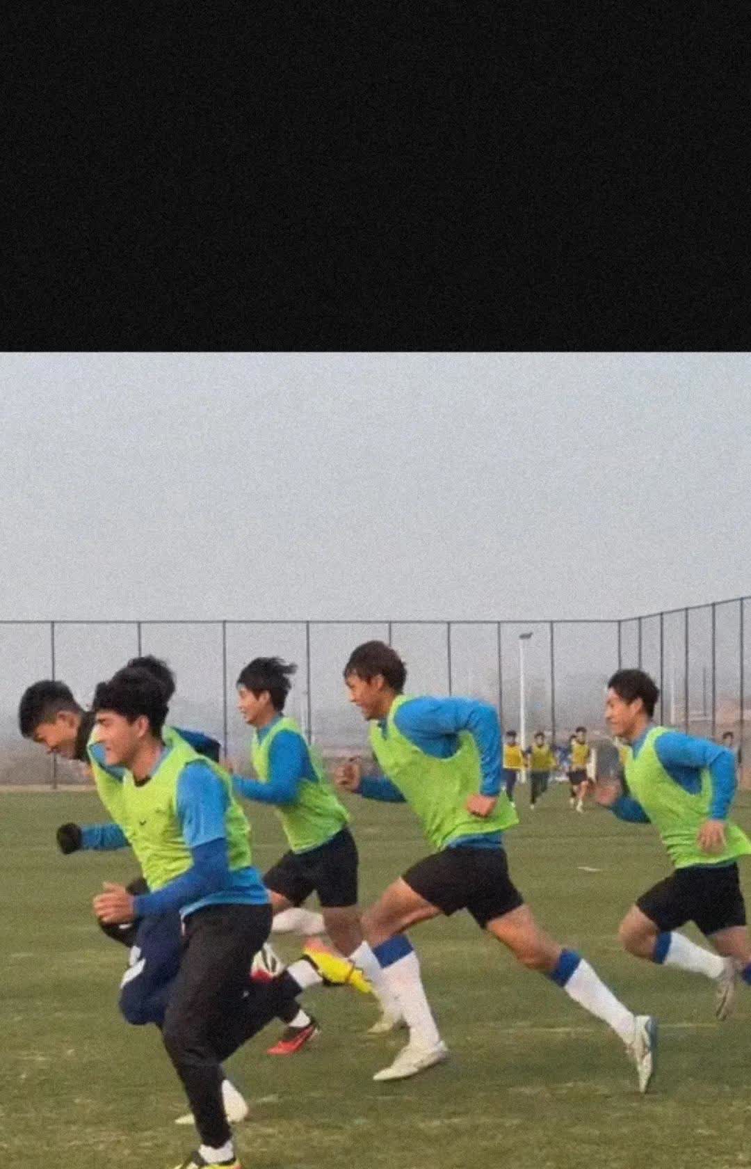 武汉队在比赛中突围，成功晋级八强的简单介绍