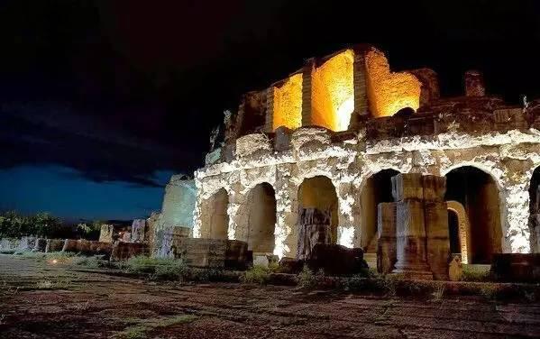 尼姆球队防线失守，需加强训练