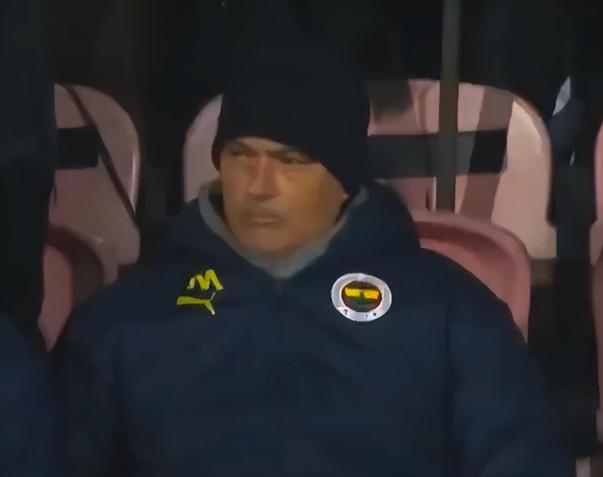 包含热刺终结连胜,惨遭主场平局的词条 包含热刺终结连胜,惨遭主场平局的词条