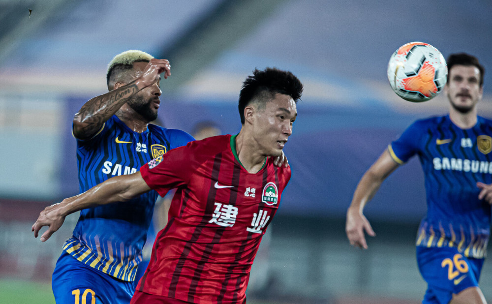 爱游戏网页版-苏宁客场战平富德，保持不败势头的简单介绍