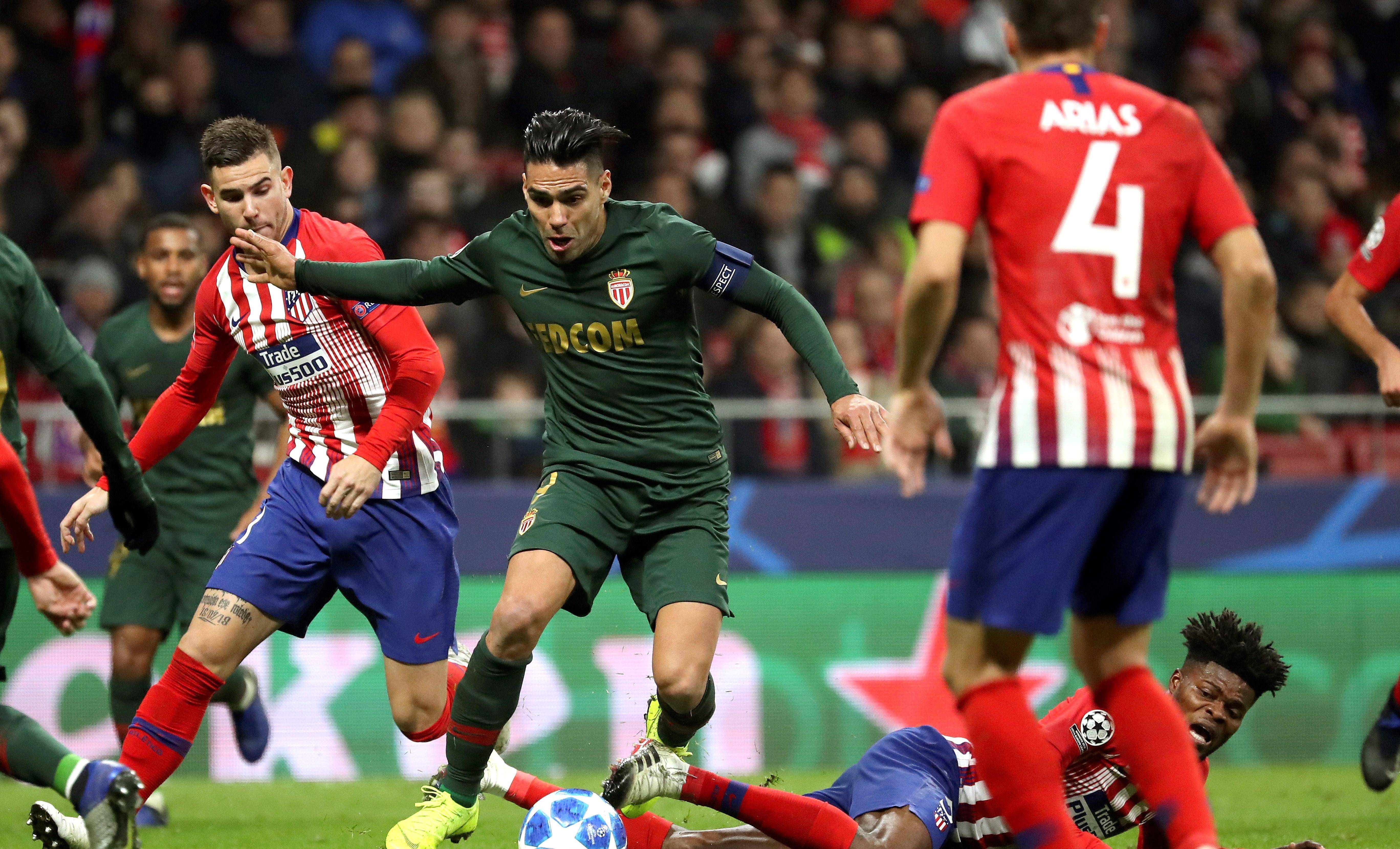 利比里亚国脚击败对手,欧国联赛场转折点首现的简单介绍 利比里亚国脚击败对手,欧国联赛场转折点首现的简单介绍