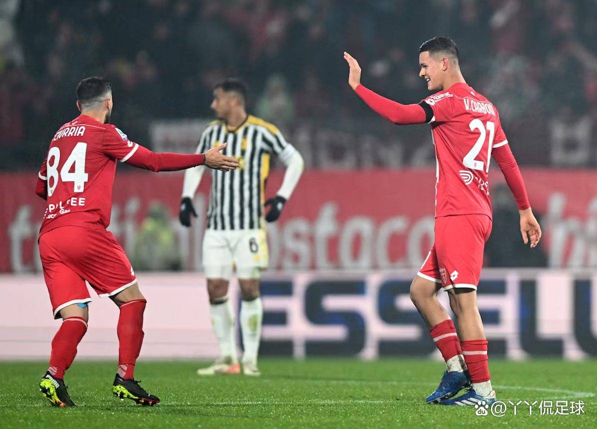 关于热那亚球场上演精彩进攻狂欢的信息 关于热那亚球场上演精彩进攻狂欢的信息