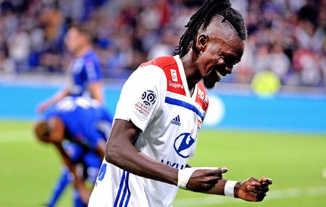 爱游戏在线登录-尼姆客场惨败，状态依旧低迷