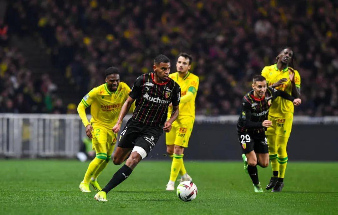 爱游戏官网-马赛主场战平尼斯，保持不败