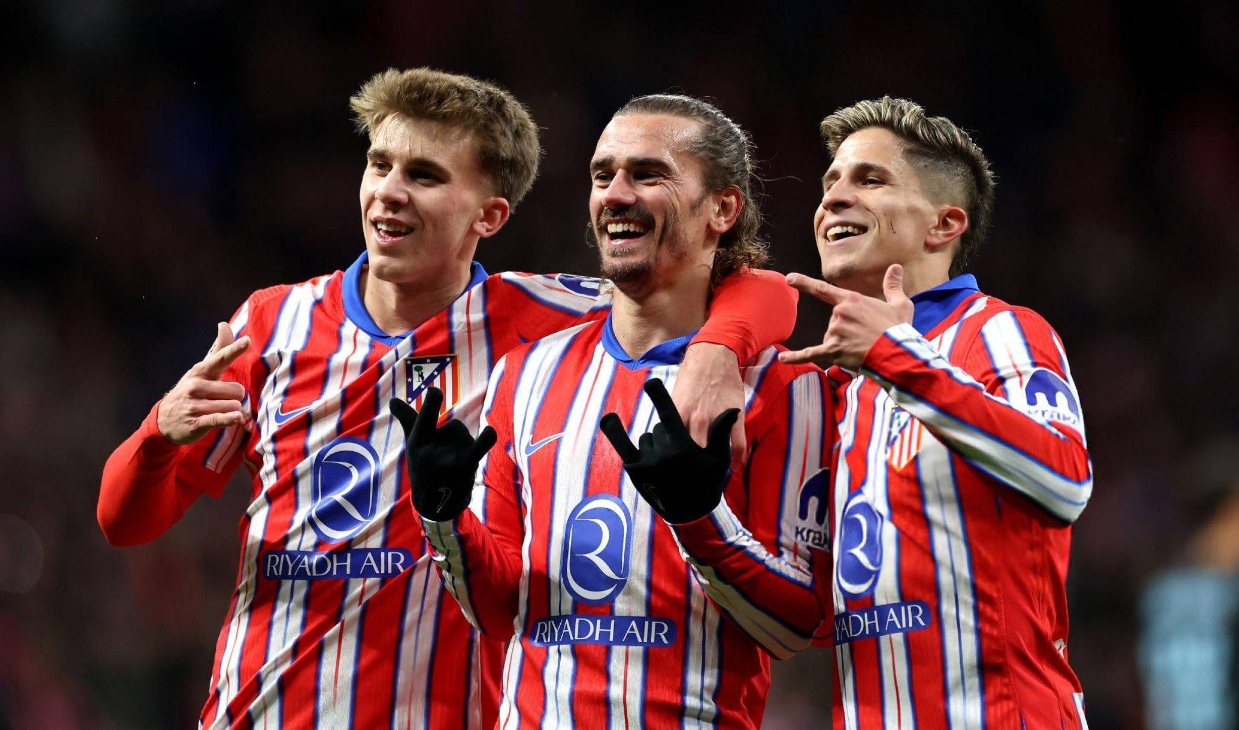 爱游戏登录入口-五大联赛争相角逐荣誉，足球风暴即将来袭的简单介绍