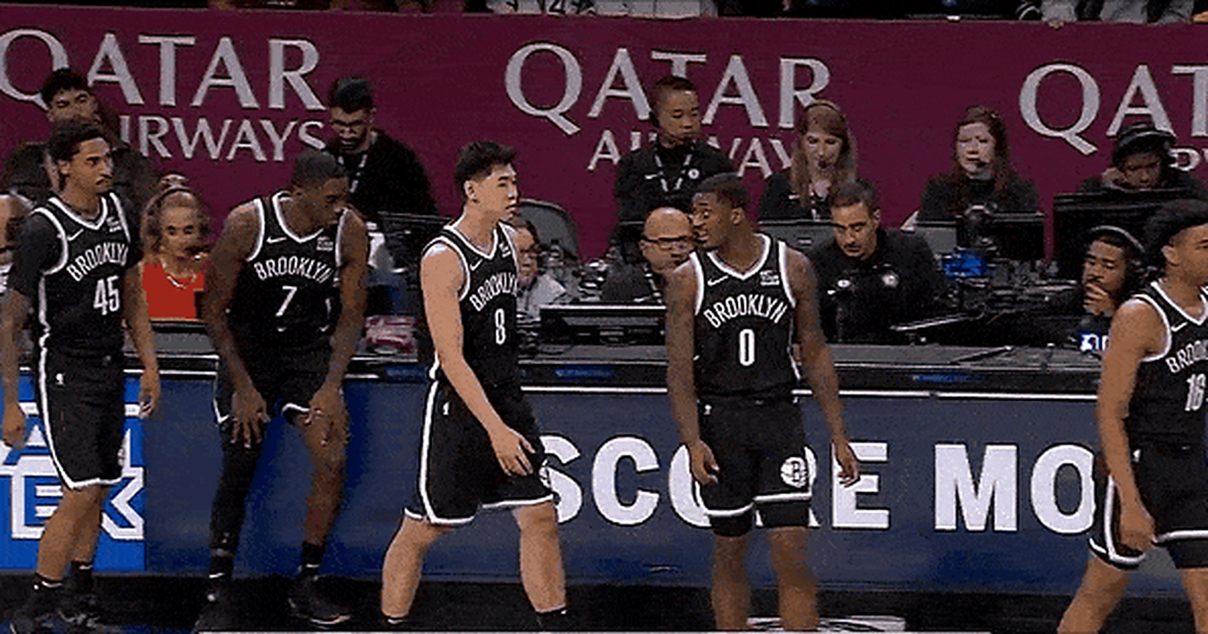 篮网队将迎战活塞，关键之战备战需稳扎稳打的简单介绍