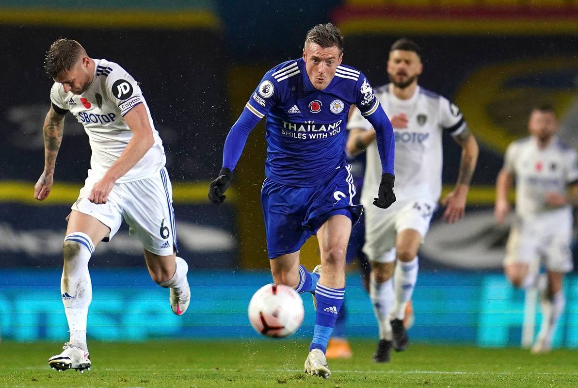 爱游戏登录入口-沃特福德艰难夺胜，追逐联赛霸主