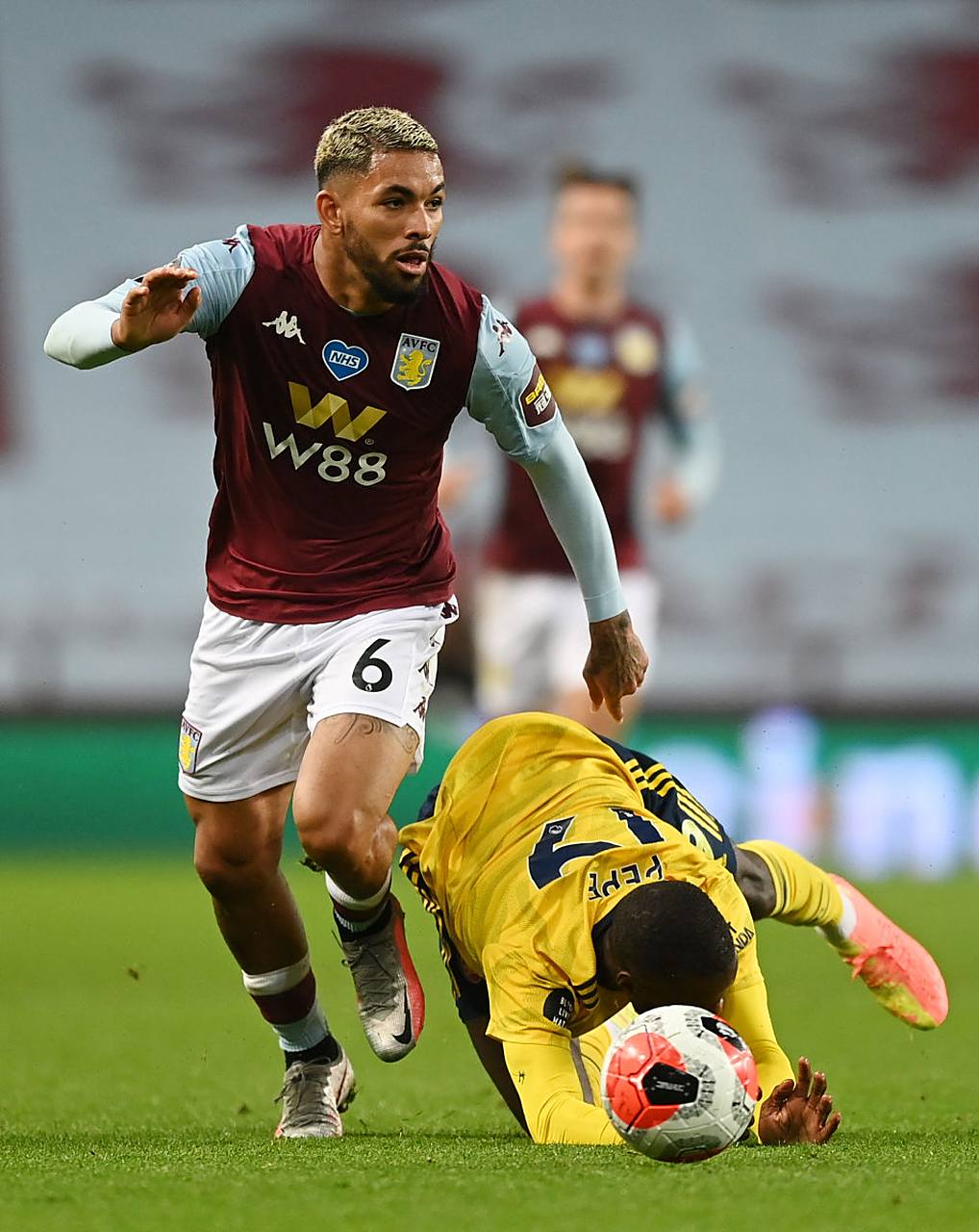 西汉姆联遭遇三连胜,欲突围欧战的简单介绍 西汉姆联遭遇三连胜,欲突围欧战的简单介绍