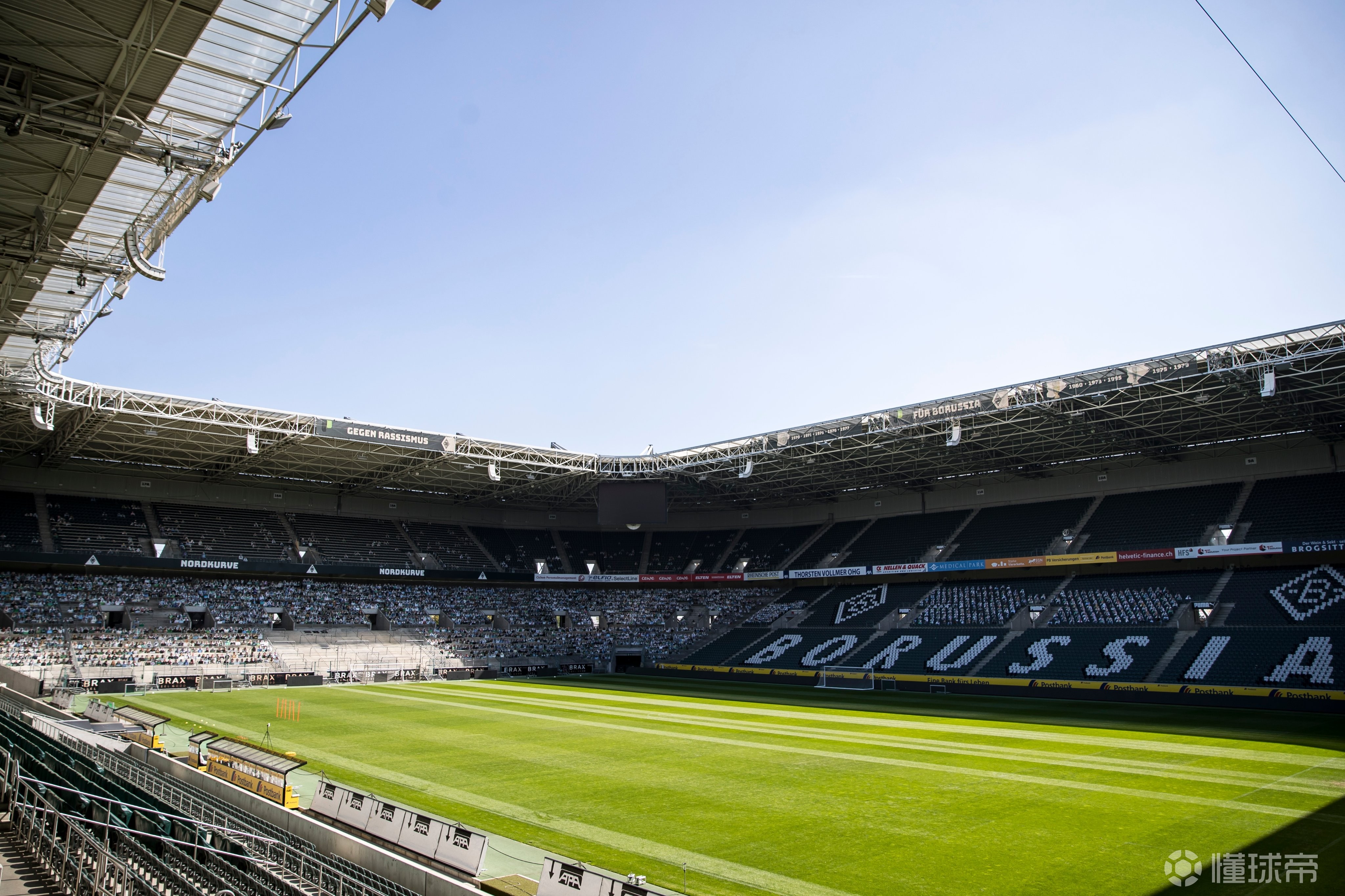 爱游戏-包含多特蒙德主场气氛热烈，球迷期待胜利的词条