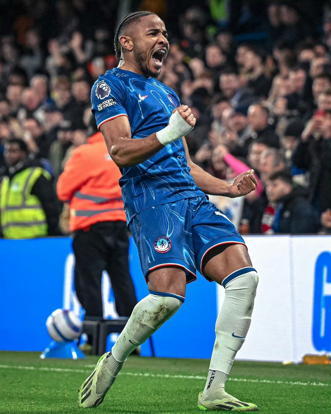 关于车路士在切尔西主场战平非洲明星队的信息