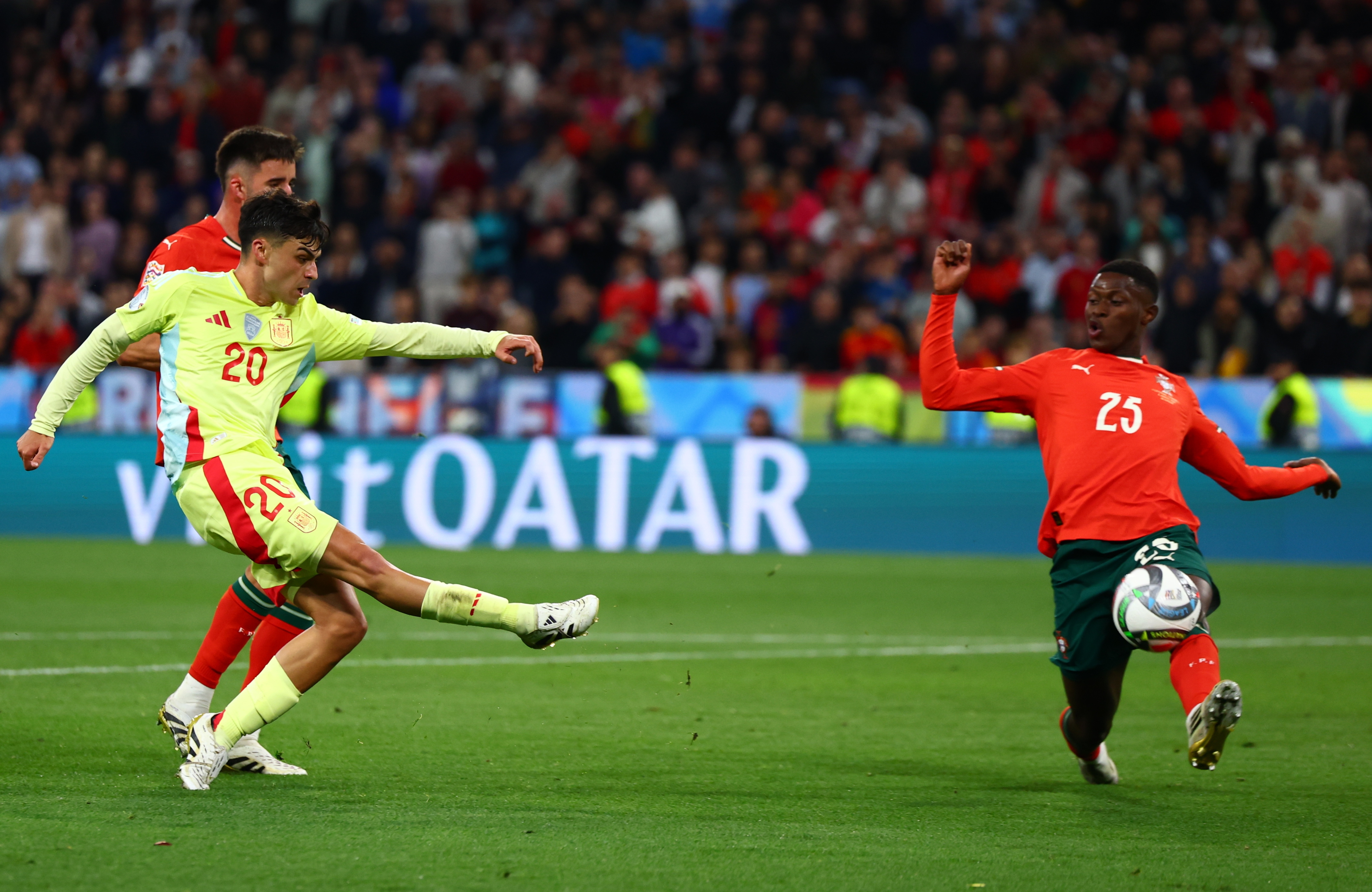 葡萄牙队成功晋级欧洲杯决赛