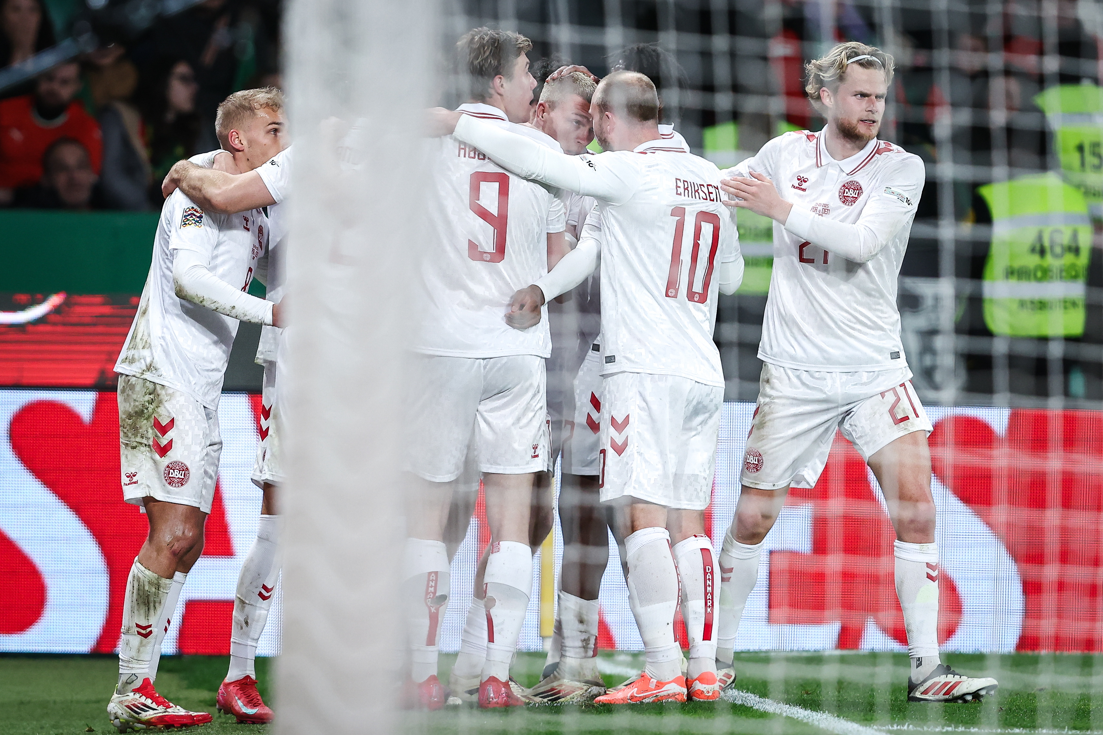 葡萄牙队成功晋级欧洲杯决赛