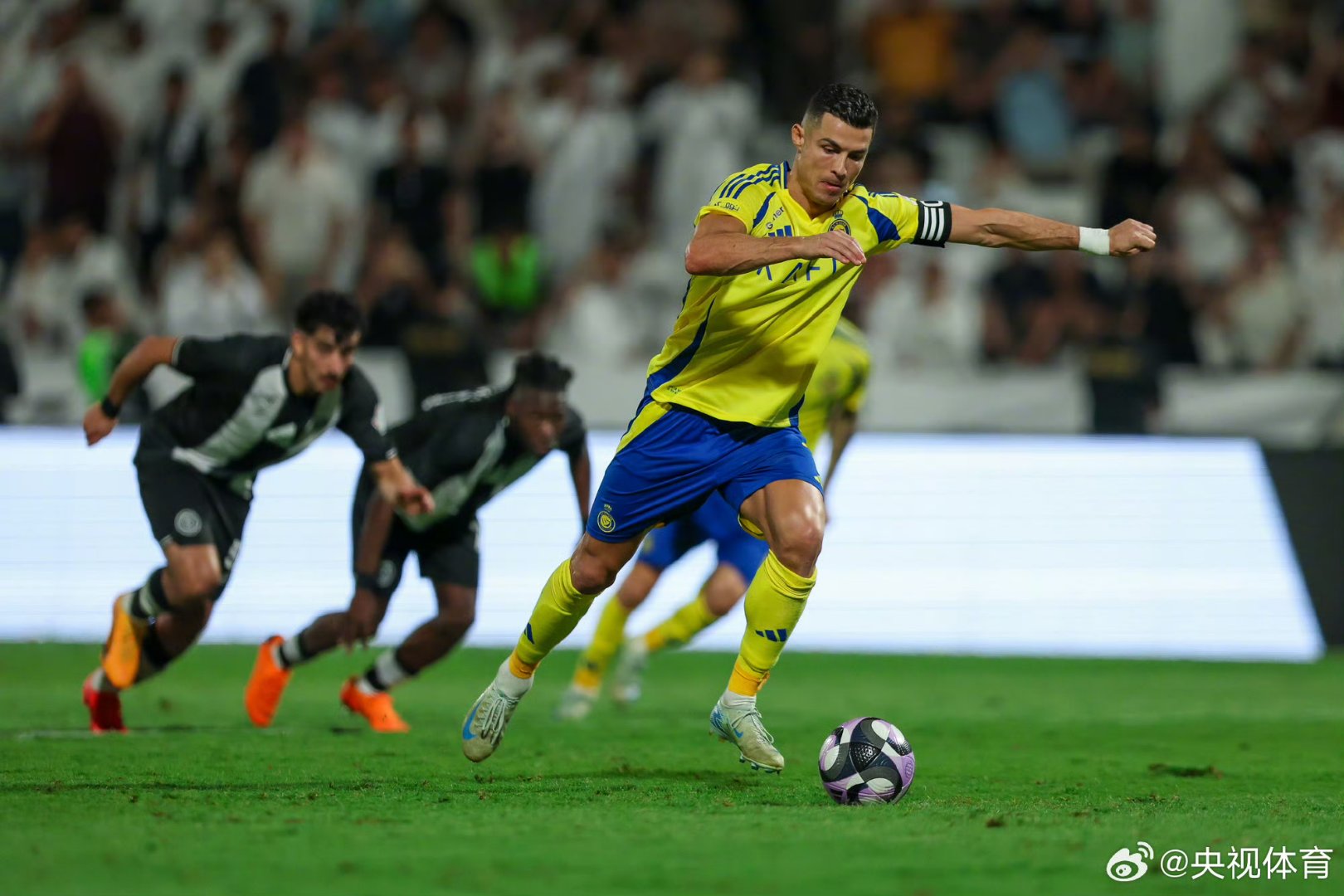 阿尔梅里亚球员为球队带来胜利