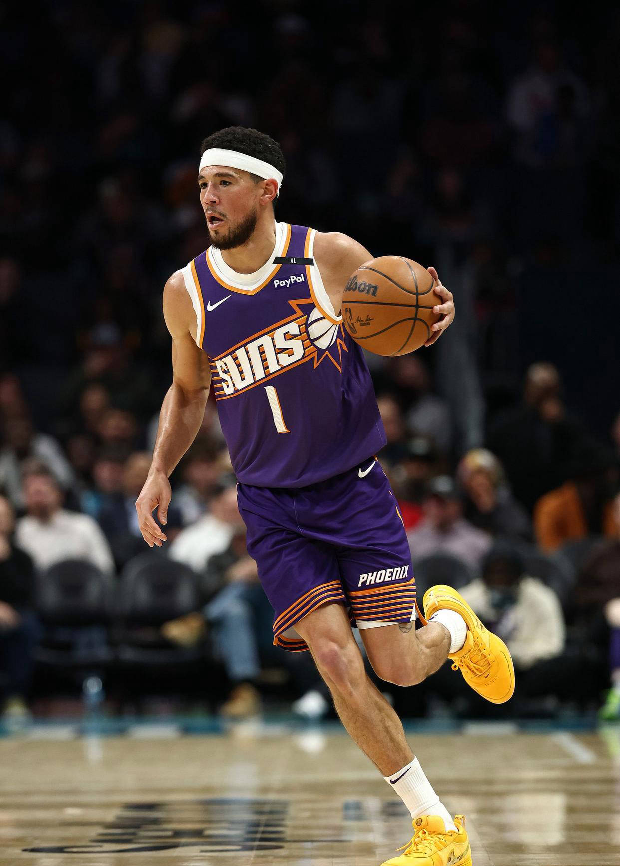 篮网大胜国王，保持领先位置