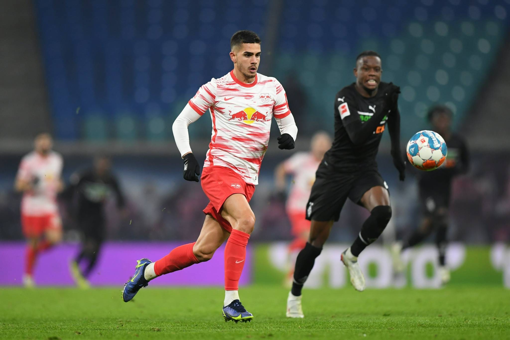 包含莱比锡红牛爆冷胜出:领跑积分榜的词条 包含莱比锡红牛爆冷胜出:领跑积分榜的词条