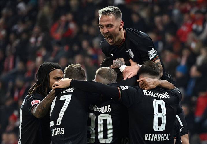 包含奥格斯堡逆转获胜,继续保持全胜势头的词条 包含奥格斯堡逆转获胜,继续保持全胜势头的词条